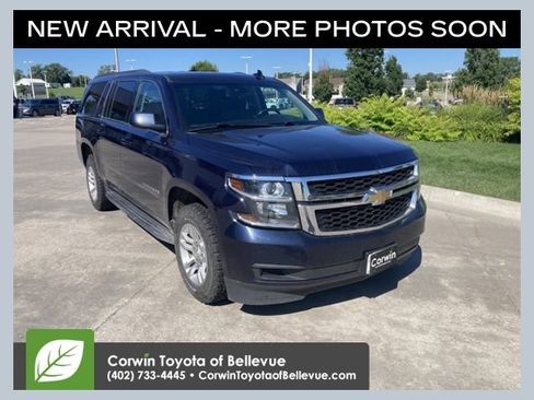 Used 2020 Chevrolet Suburban LT AWD/4WD image 1