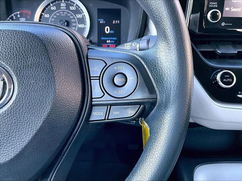 Certified 2022 Toyota Corolla LE image 24