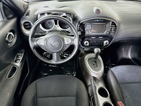 Used 2016 Nissan Juke SV AWD/4WD image 3