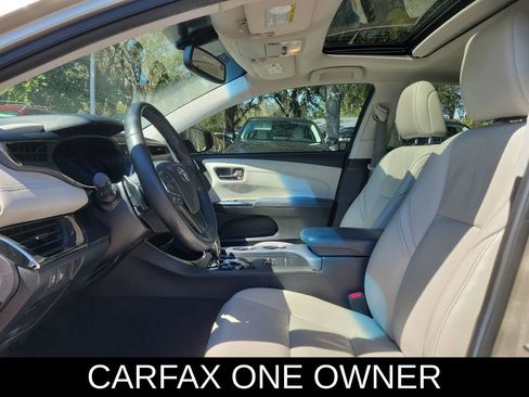 Used 2015 Toyota Avalon XLE Touring image 2