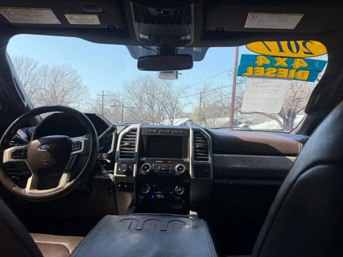 Used 2017 Ford F250 King Ranch w/ King Ranch Ultimate Package AWD/4WD image 12