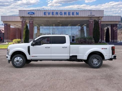 New 2026 Ford F450 Platinum w/ FX4 Off-Road Package AWD/4WD image 3