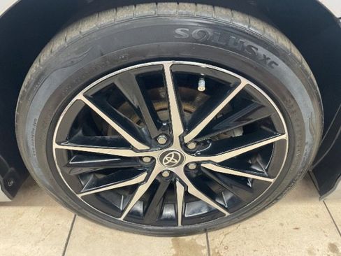 Used 2022 Toyota Camry SE image 15