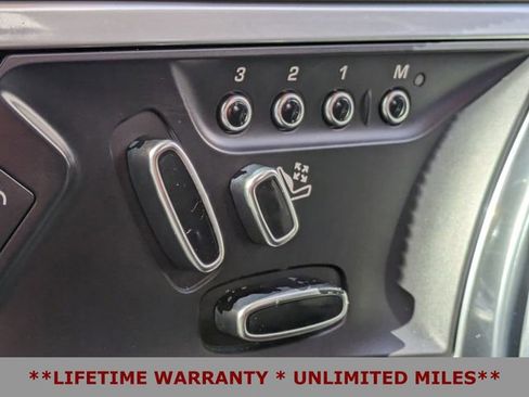 Used 2018 Jaguar F-TYPE Coupe image 16