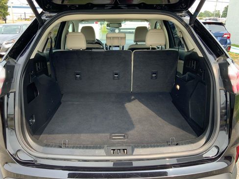 Used 2024 Ford Edge Titanium AWD/4WD image 12