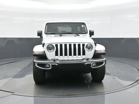Used 2022 Jeep Wrangler Unlimited Sahara w/ Cold Weather Group image 2