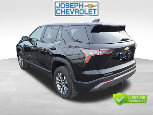 Certified 2025 Chevrolet Equinox LT FWD image 3