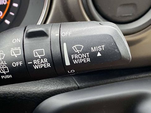Used 2018 Jeep Wrangler Sport AWD/4WD image 21