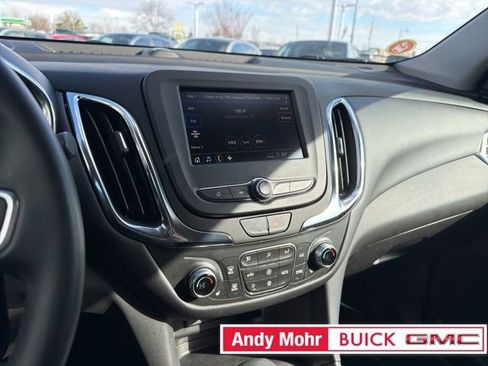 Used 2024 Chevrolet Equinox LT FWD image 30