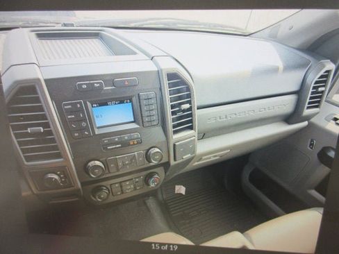 Used 2021 Ford F550 4x4 Regular Cab Super Duty w/ Power Equipment Group image 8