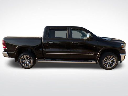 Used 2019 RAM 1500 Laramie AWD/4WD image 6