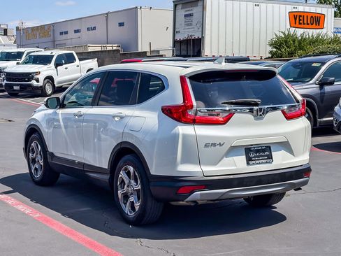 Used 2017 Honda CR-V EX image 2
