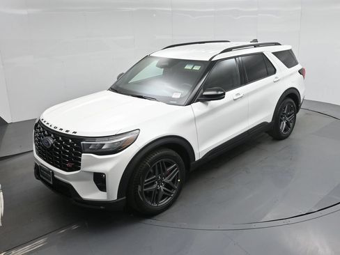 New 2026 Ford Explorer ST AWD/4WD image 35