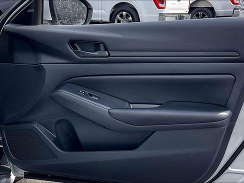 Used 2023 Nissan Altima 2.5 S image 29