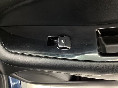 Used 2017 Ford Edge SEL w/ Equipment Group 201A FWD image 39