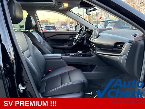 Certified 2023 Nissan Rogue SV w/ SV Premium B Package AWD/4WD image 10