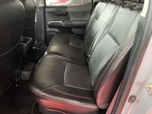Used 2020 Toyota Tacoma SR5 image 20