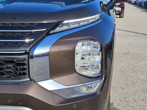 Used 2022 Mitsubishi Outlander SEL image 10