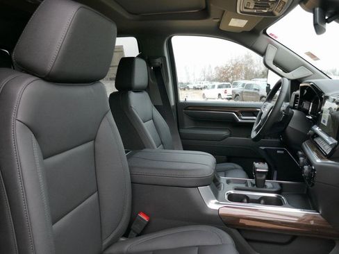 New 2026 Chevrolet Silverado 1500 LT Trail Boss w/ Convenience Package II image 9