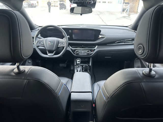 Used 2025 Buick Envista Sport Touring w/ Convenience I Package FWD image 20