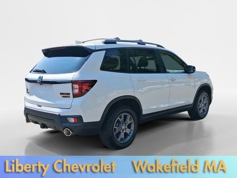 Used 2024 Honda Passport TrailSport image 7