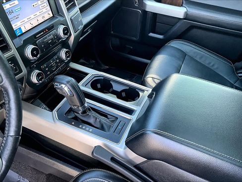 Used 2017 Ford F150 Lariat w/ Equipment Group 502A Luxury image 17