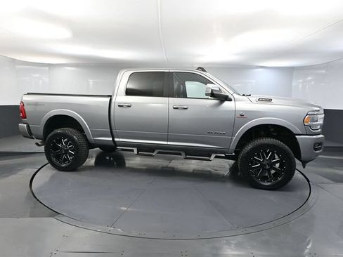 Used 2022 RAM 2500 Laramie AWD/4WD image 4