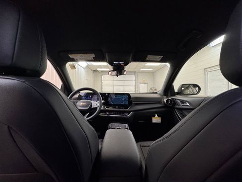 New 2026 Chevrolet Equinox LT w/ Convenience Package II image 20