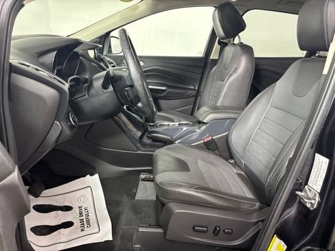 Used 2013 Ford Escape Titanium FWD image 17