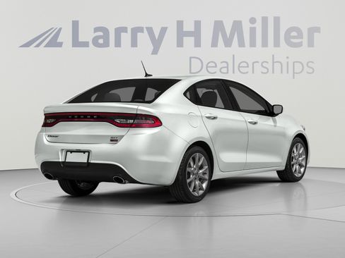 Used 2015 Dodge Dart SXT FWD image 2