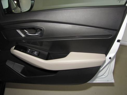 Certified 2023 Honda Accord Touring image 21