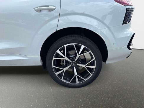 New 2026 Audi Q3 quattro 2.0T AWD/4WD image 9