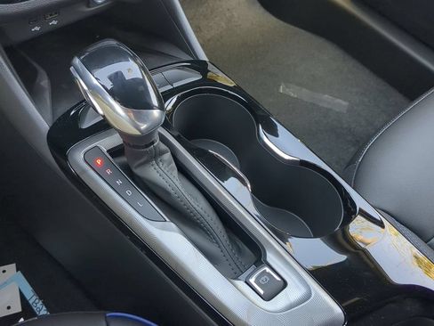 New 2026 Buick Envista Sport Touring w/ Convenience I Package FWD image 18