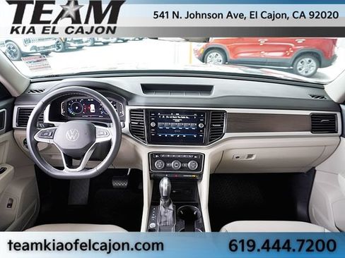 Used 2023 Volkswagen Atlas SE w/ Panoramic Sunroof Package FWD image 22
