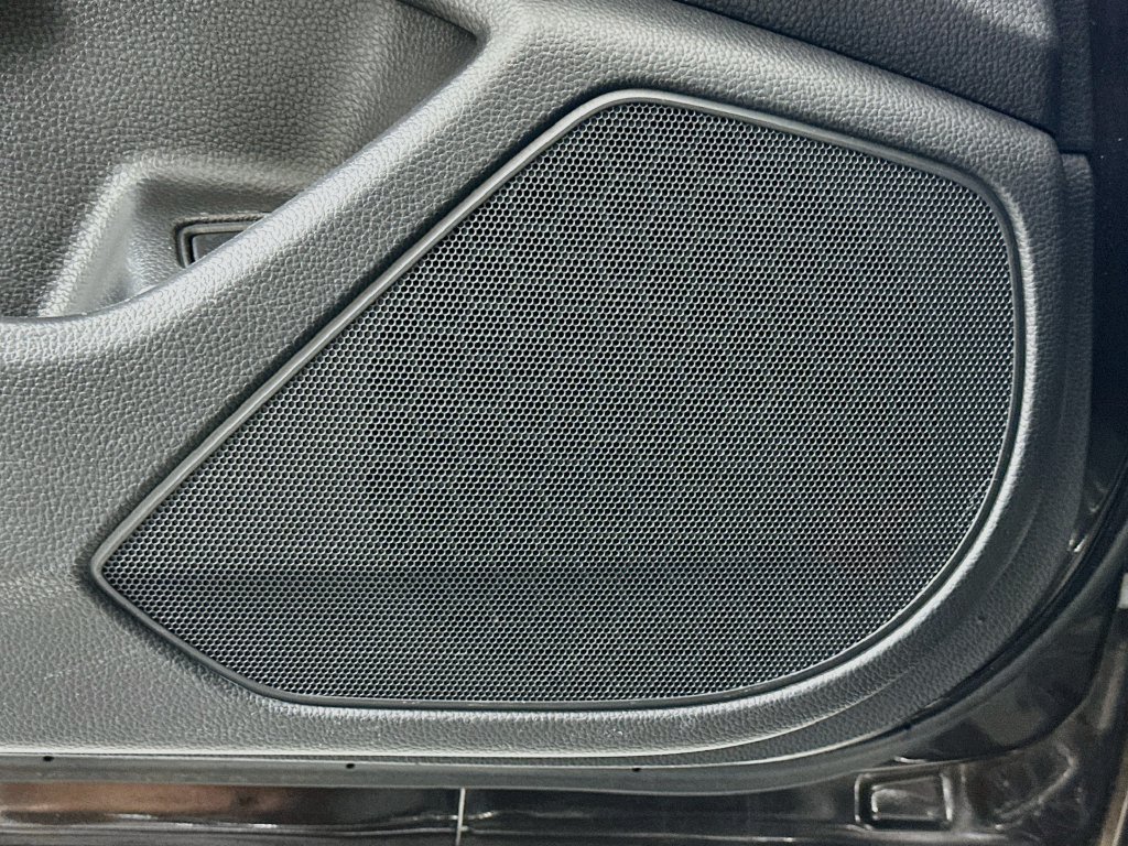 Used 2018 Honda Accord EX image 18