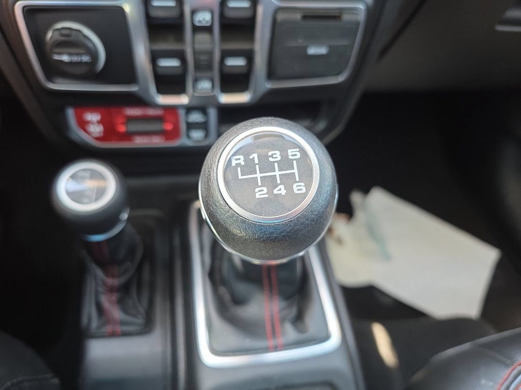 Used 2021 Jeep Gladiator Rubicon AWD/4WD image 21