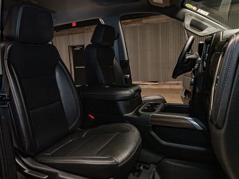 Used 2020 Chevrolet Silverado 3500 LT w/ All Star Edition image 29