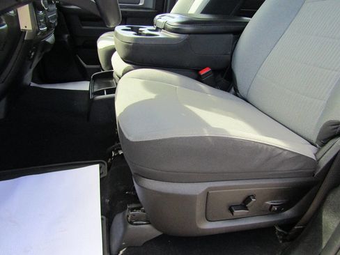 Used 2023 RAM 1500 Classic SLT w/ Protection Group image 10