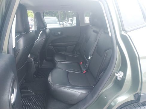 Used 2021 Jeep Compass Latitude w/ Convenience Group AWD/4WD image 26