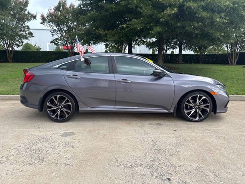 Used 2021 Honda Civic Sport image 2