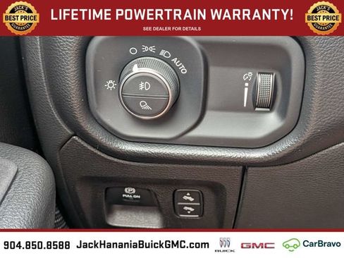 Used 2022 RAM 1500 Big Horn AWD/4WD image 28