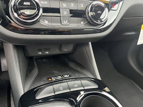 New 2026 Buick Envista Sport Touring image 14