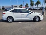 Used 2023 Toyota Corolla LE image 3