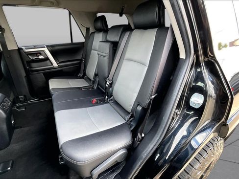 Used 2020 Toyota 4Runner SR5 Premium AWD/4WD image 20