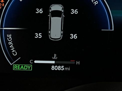 Used 2025 Toyota Sienna XSE image 20