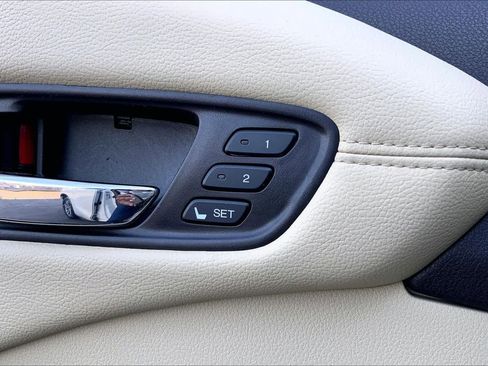 Used 2018 Acura RDX w/Advance Pkg image 31