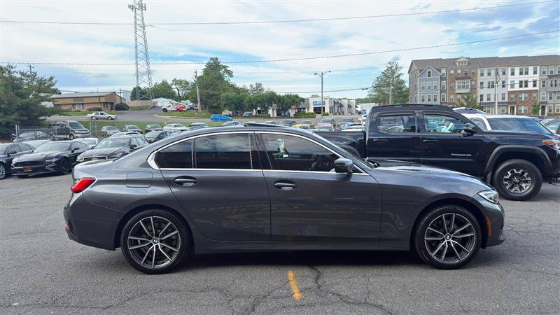 Used 2019 BMW 330i xDrive Sedan w/ Driving Assistance Package AWD/4WD image 12