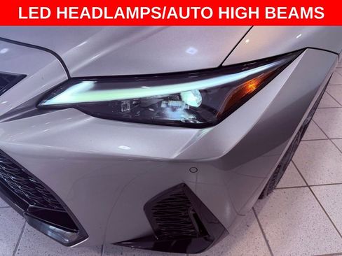 Certified 2021 Lexus IS 350 F Sport image 11