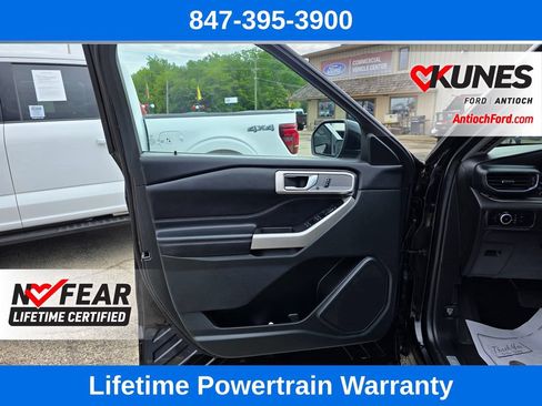 Certified 2023 Ford Explorer Limited AWD/4WD image 17