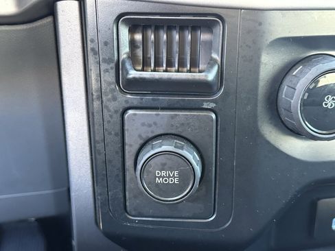 Used 2023 Ford F150 XLT image 27